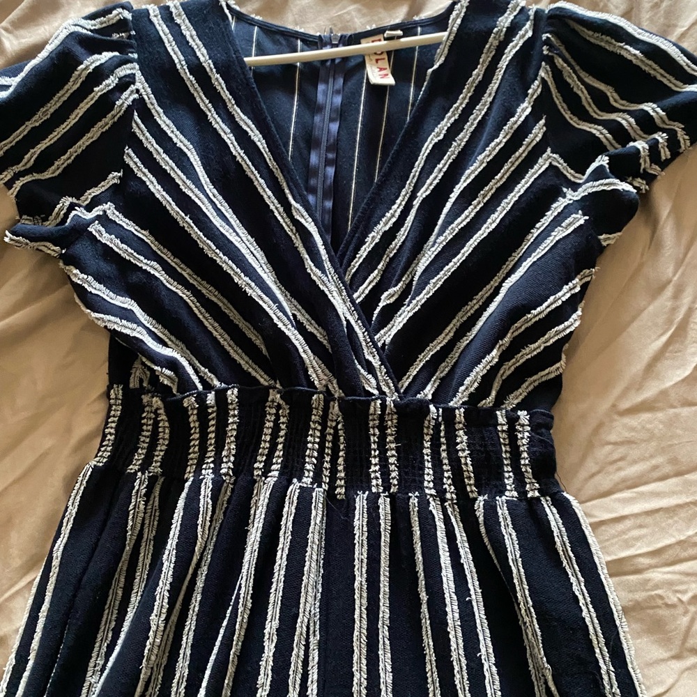 Anthropology jumper. Navy and white.